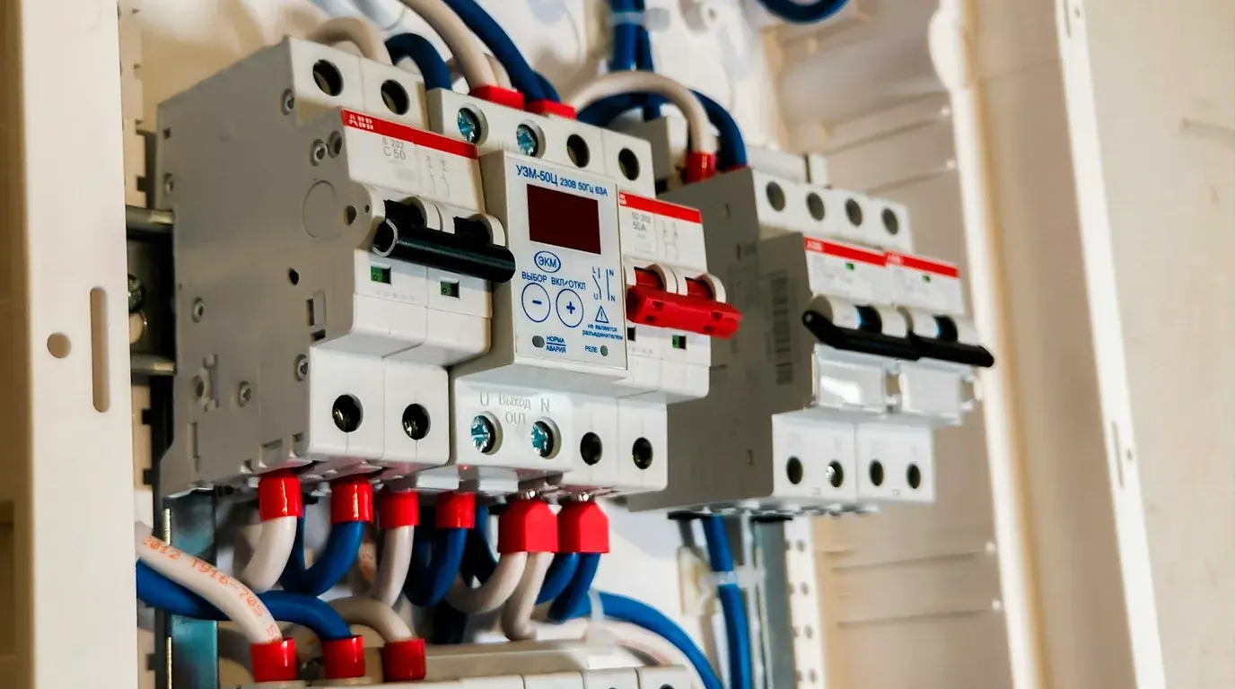 Electrical Repair - Emergency Electrical Repair Services - Professional electrical troubleshooting and circuit repair